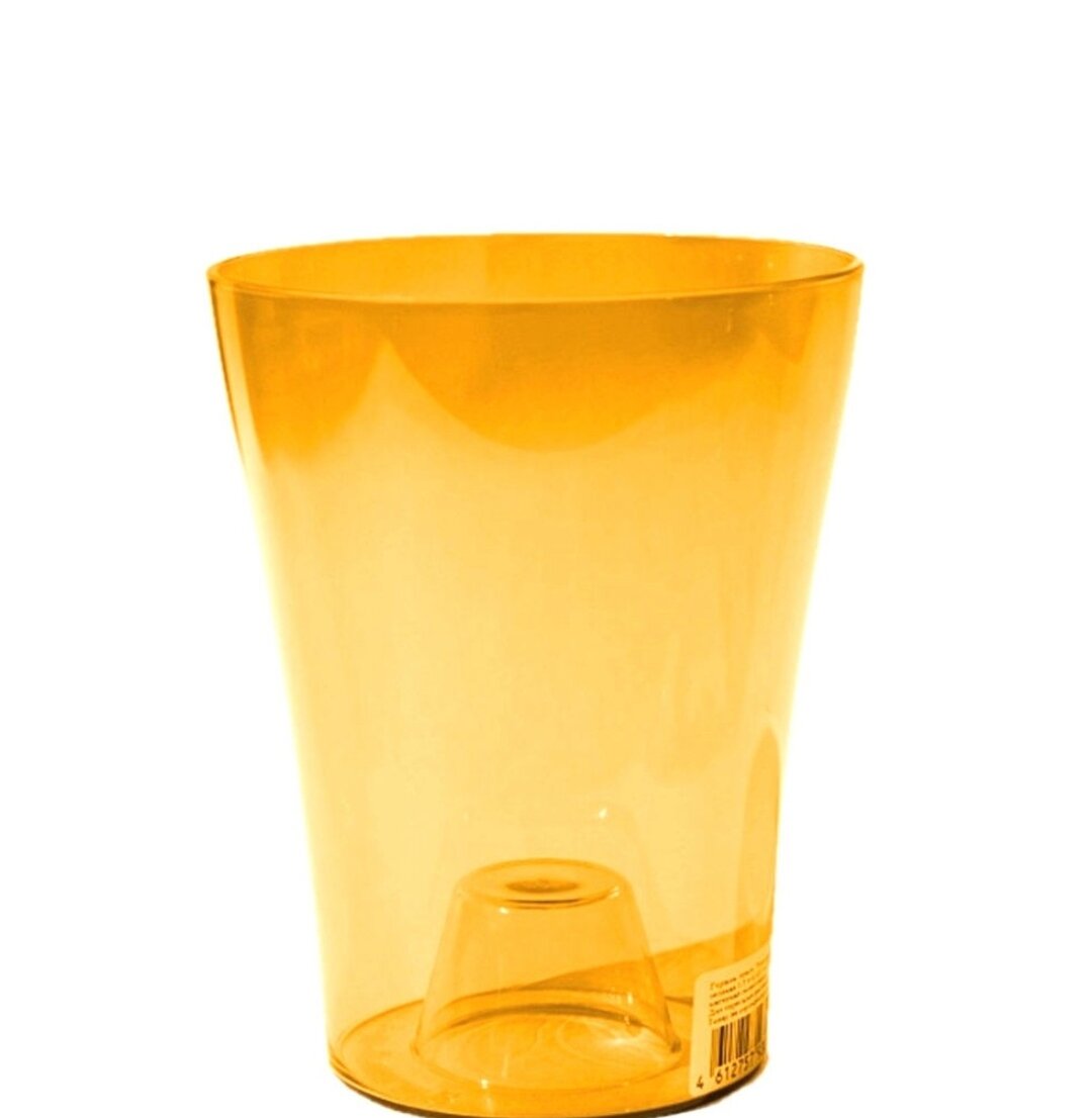 У этого с устойчивостью могут быть проблемы. У мня такой есть, проверено на личном опыте. Решить проблему можно разместив на дне камешки для утяжеления. 