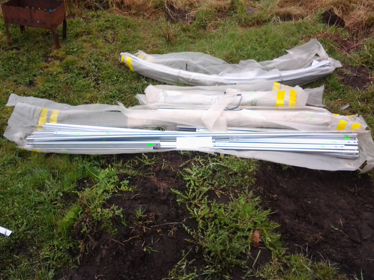 Комплектация должна быть полной.