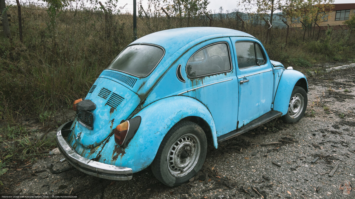Брошенный Volkswagen Beetle 1972 