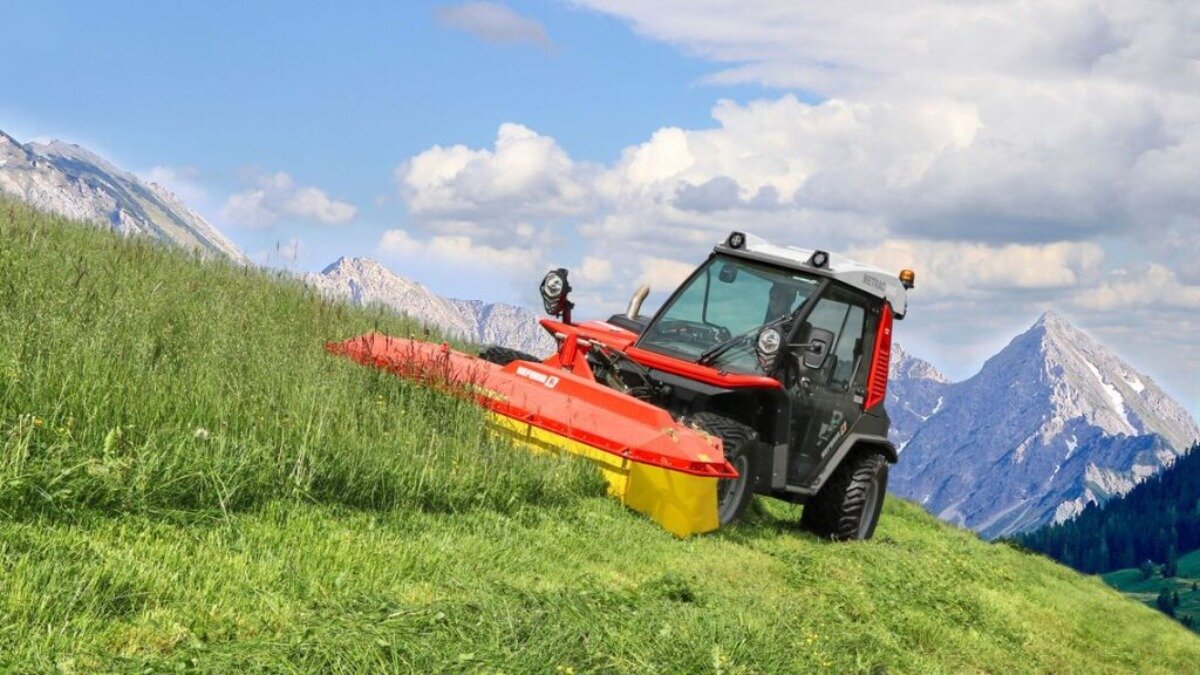 Самоходная косилка Reform Metrac H 