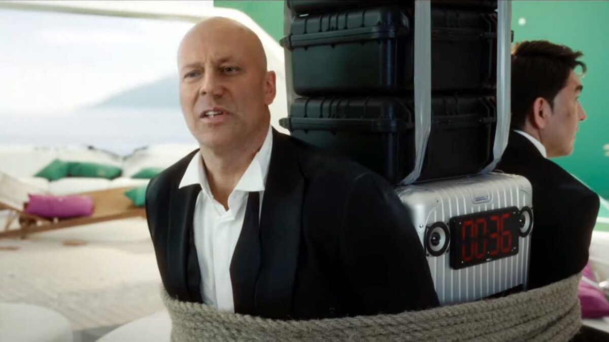 Брюс Уиллис-Константин Соловьев