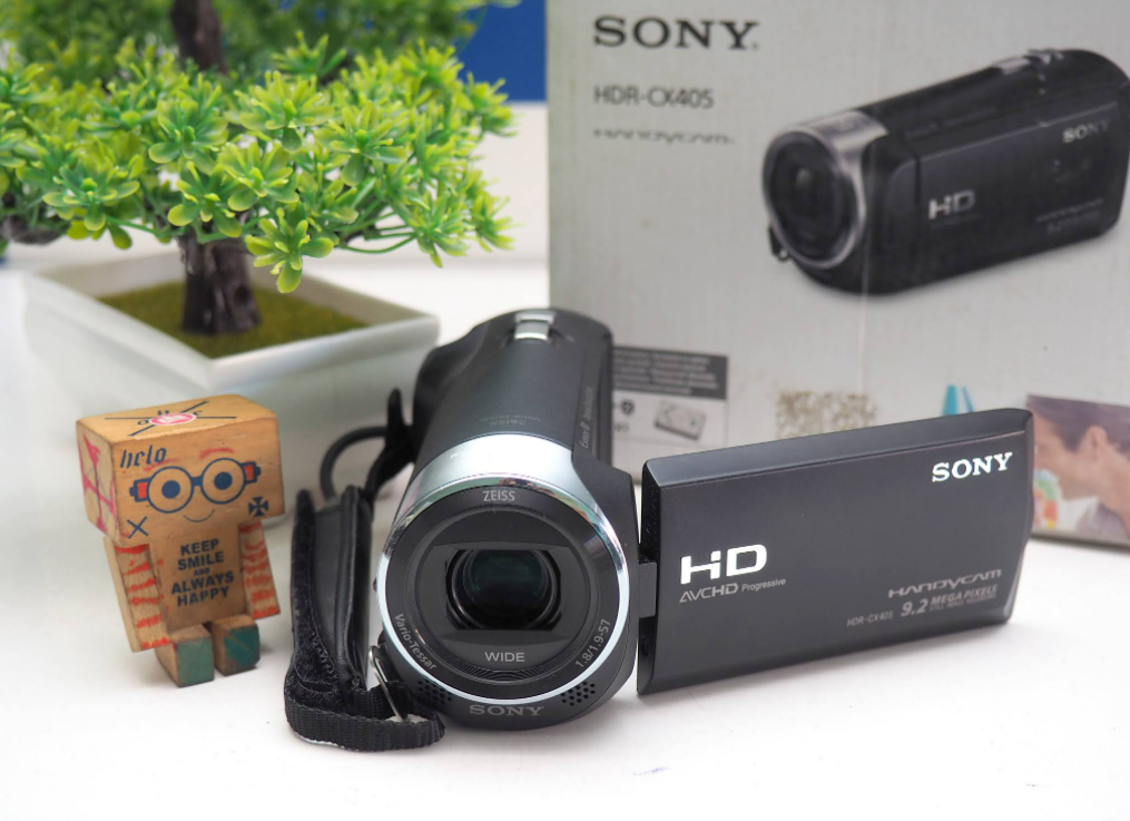 Sony cx405 купить. Sony HDR-cx405. Sony HDR cx405 комплектация. Sony HDR cx810. Видеокамера Sony HDR-cx405.