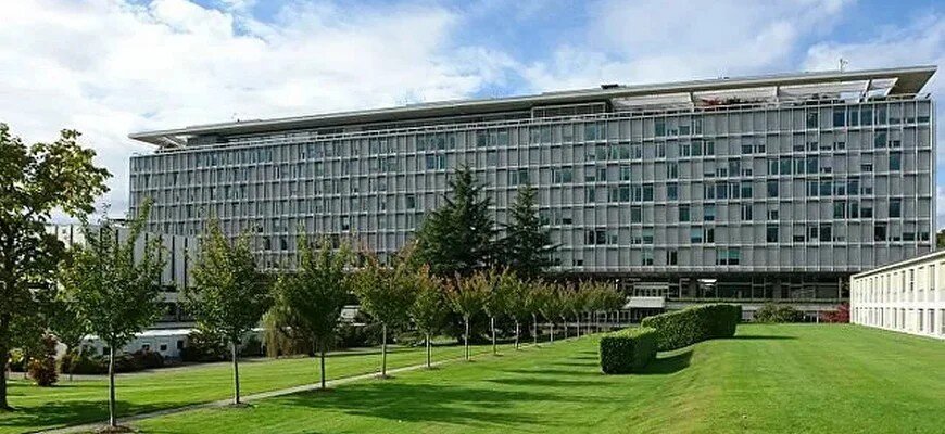 Штаб-квартира ВОЗ в Женеве, © Yann Forget / Wikipedia