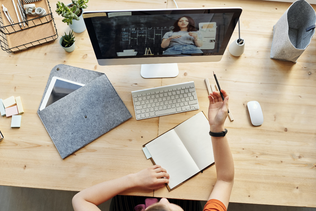 Фотограф: Julia M Cameron: https://www.pexels.com/ru-ru/photo/4144294/