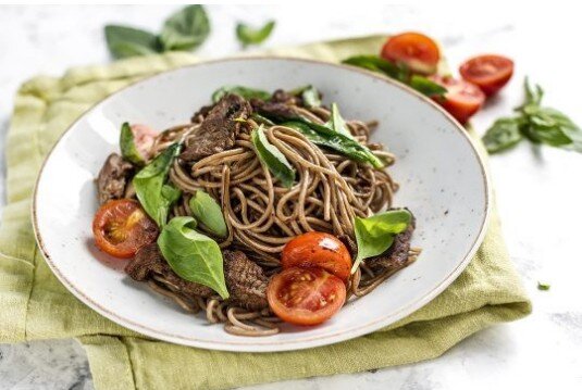 На обед гречневая лапша с курицей