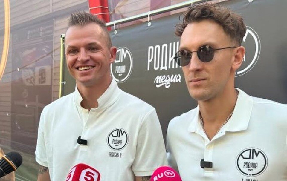     Дмитрий Тарасов вместе с репером Tkillah создали футбольный клуб «Родина Медиа».