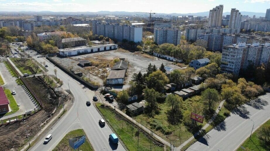     Завершить работы планируется в III квартале 2024 года. Концессионное соглашение о возведении школы губернатор Хабаровского края Михаил Дегтярев распорядился подписать в июле 2022 года.