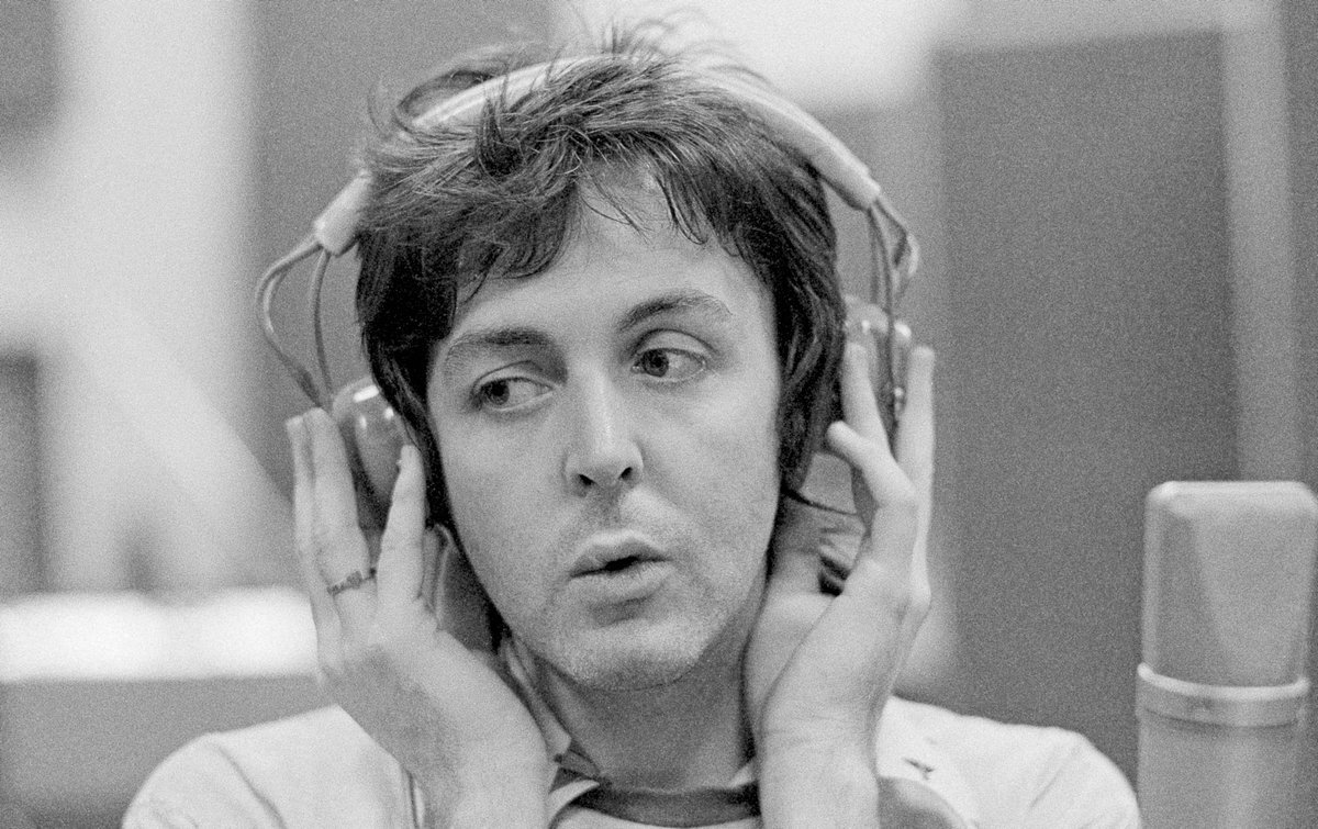 Хит The Beatles, который Пол Маккартни написал для другого исполнителя ...
