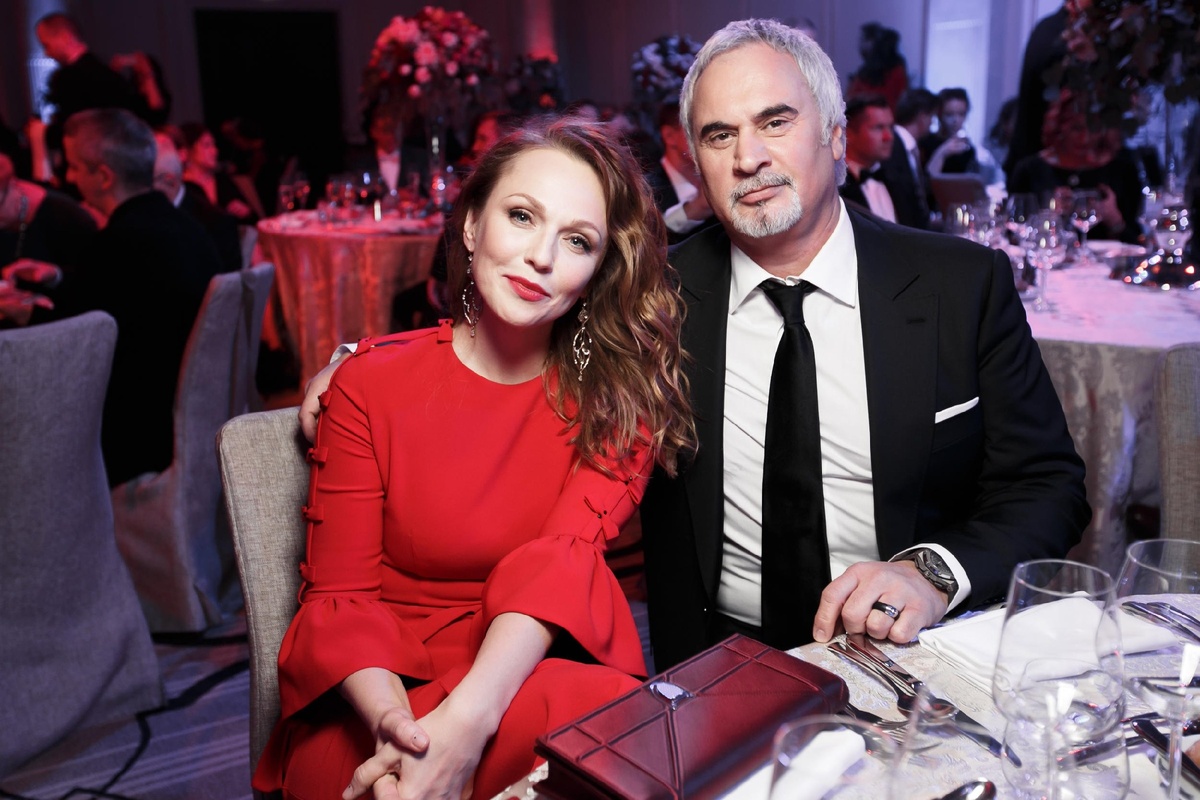 Валерий Меладзе и Альбина Джанабаева. Фото взято из Яндекс Картинки.