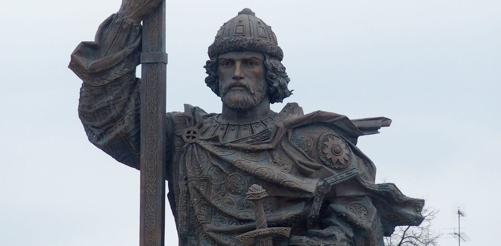 Памятник князю Владимиру