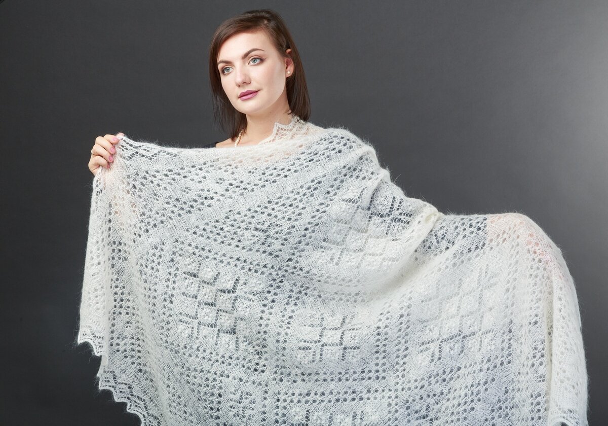 Традиционный пуховый платок