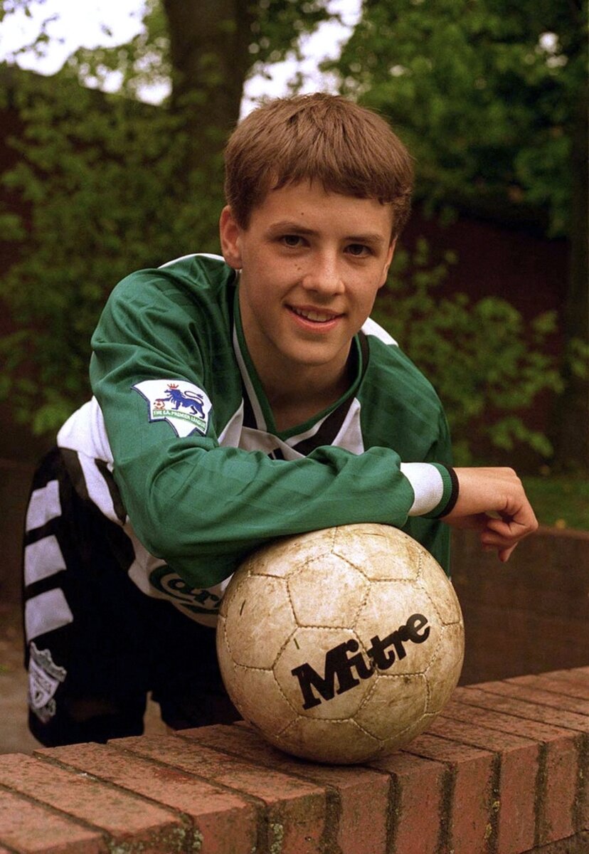 Юный футболист "Ливерпуля"!