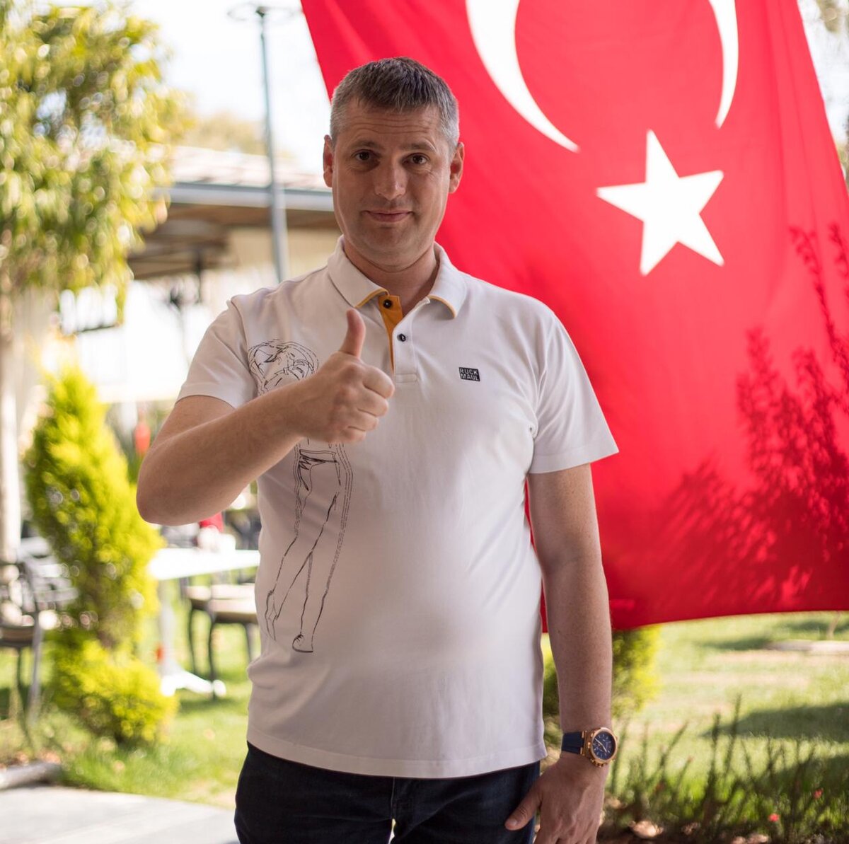 Безусловно, для каждого эта сумма будет разной, но я попытался вывести средние цены по самым минимальным тарифам.