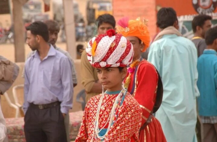 Подросток-банджар в праздничном костюме. Раджастхан (Северо-Западная Индия).