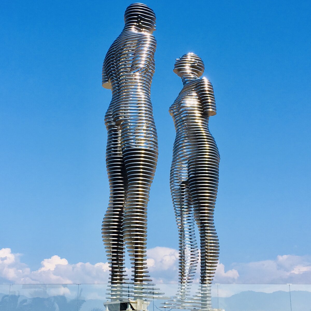 Влюбленные в Батуми