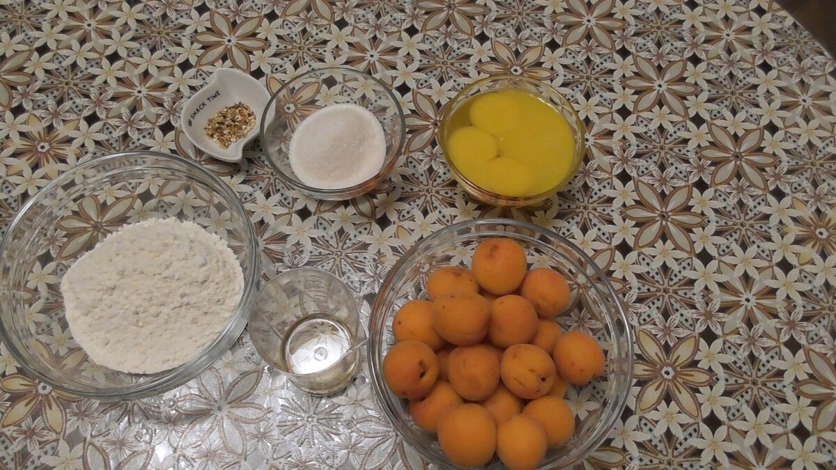 Ингредиенты для бисквитного рулета