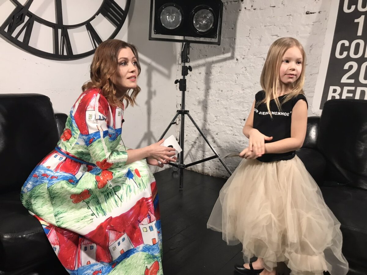 Юлия Назаренко-Благая и Лиза Медведева.