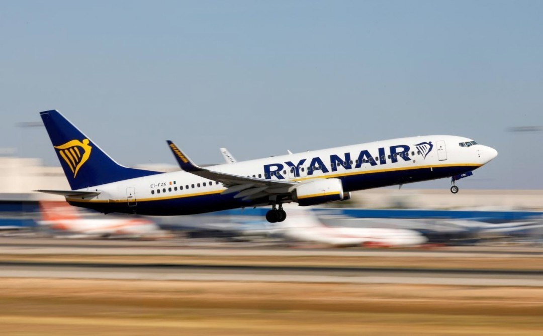  Ryanair. Источник - https://delo.ua/files/news/images/3661/53/picture2_v-ryanair-ne-iskl_366153_p0.jpg