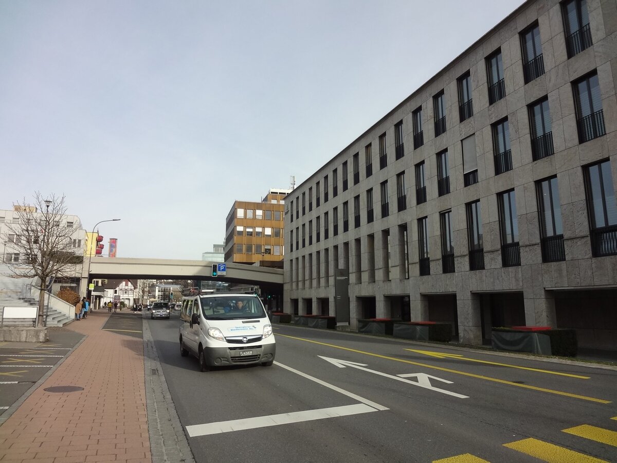 В столице Лихтенштейна - Вадуце. Фото: Анна Кривова / https://travelunlimited.ru/