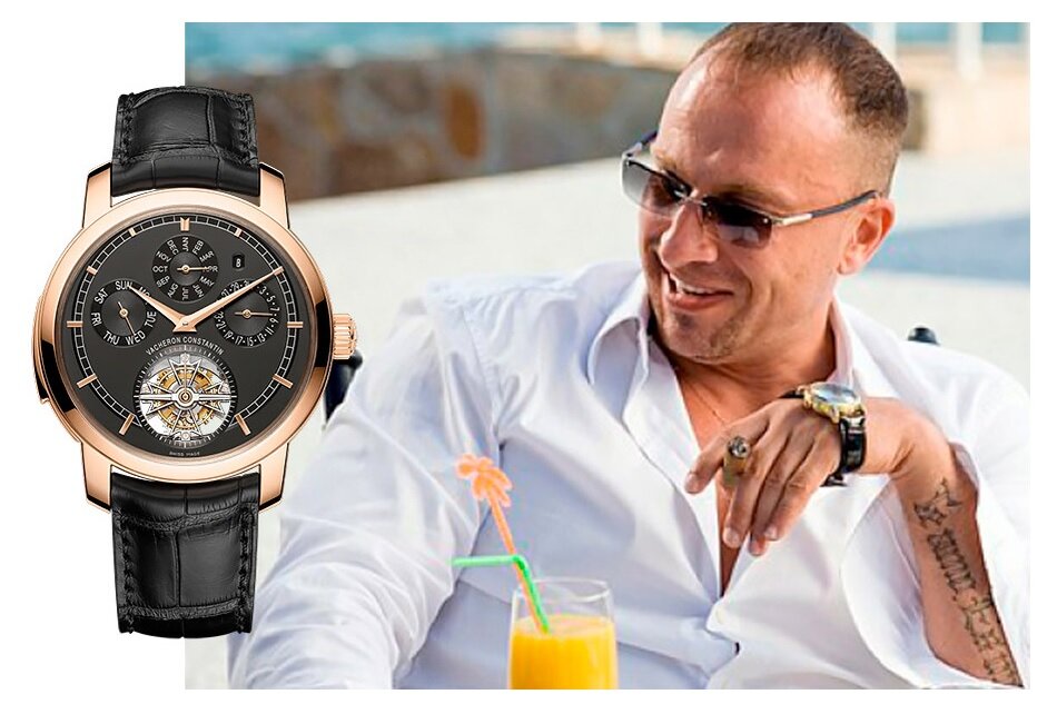 часы стоимостью примерно пятьдесят тысяч долларов