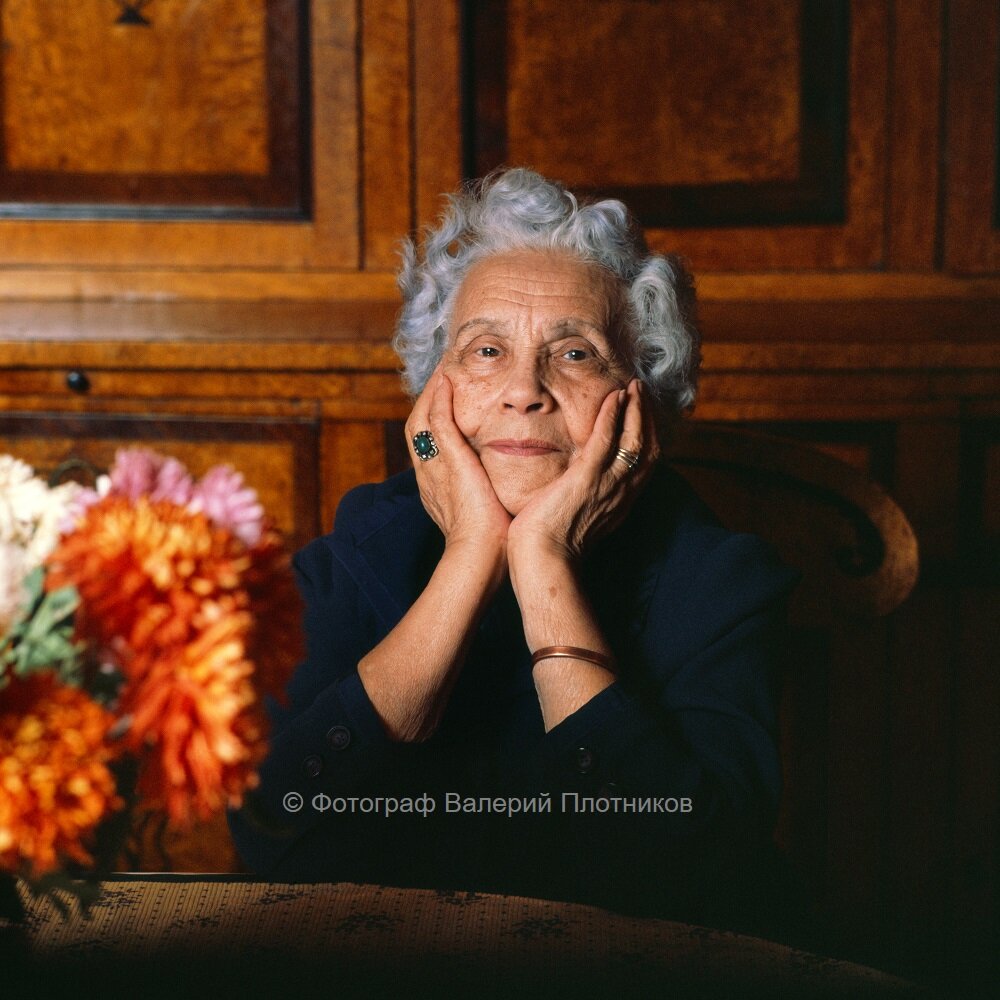 НАТАЛЬЯ КОНЧАЛОВСКАЯ