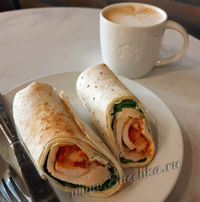 Рулетик с курицей