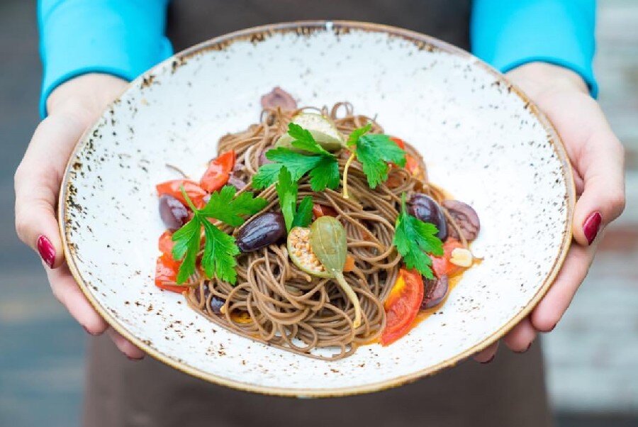 Кафе соседи на мичуринском. Ромбус ресторан москва. Безглютеновые кафе москва. Безглютеновые кафе москва. Безглютеновые кафе москва.