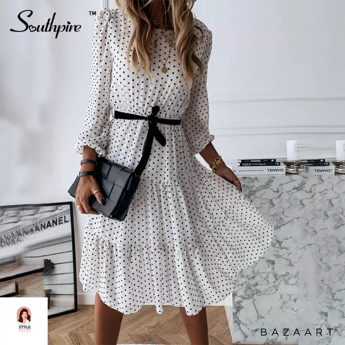 Белое платье в горох.