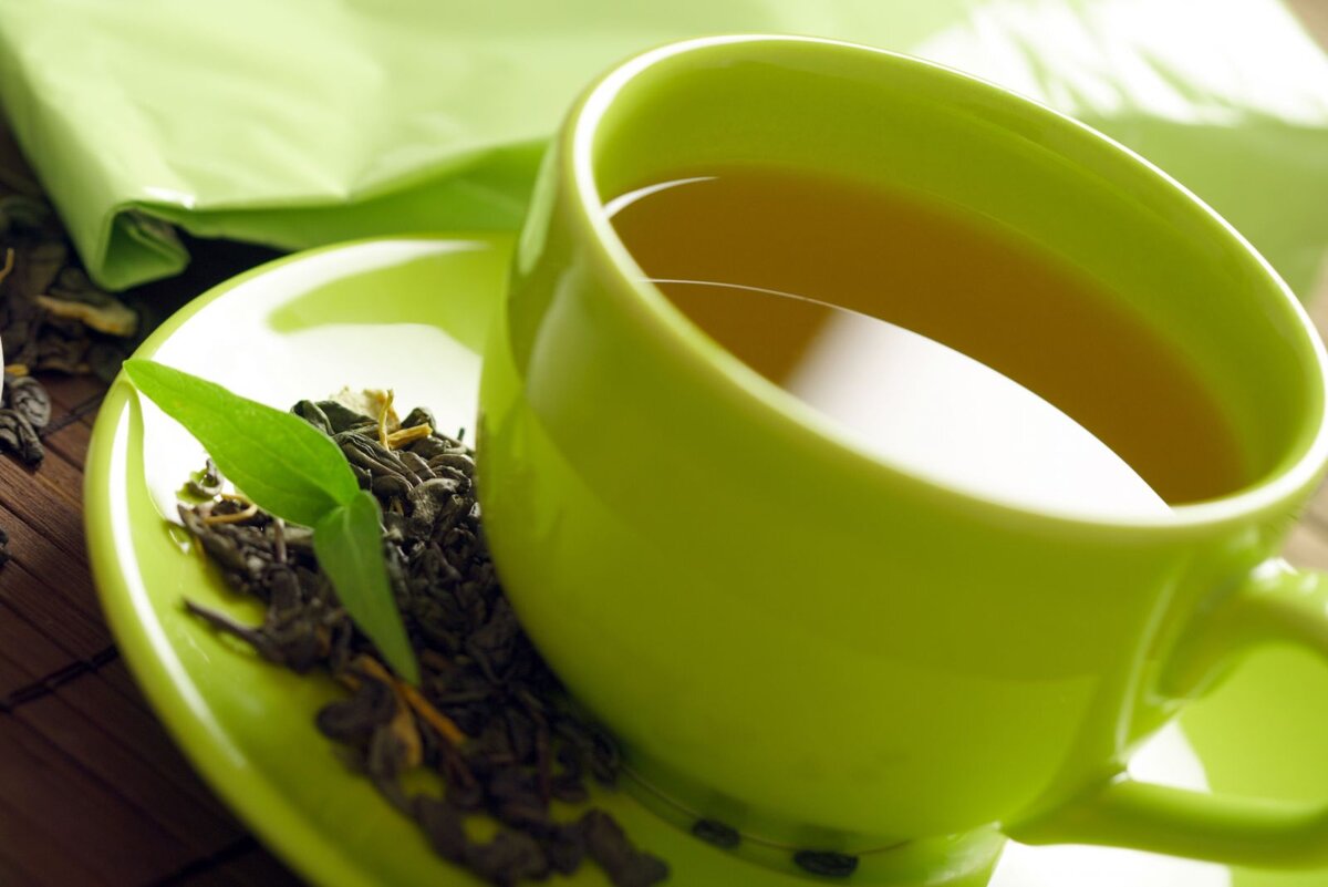 Зеленый чай. Чашка зеленого чая. Кружка зеленый чай. Зеленый чай Green Tea.