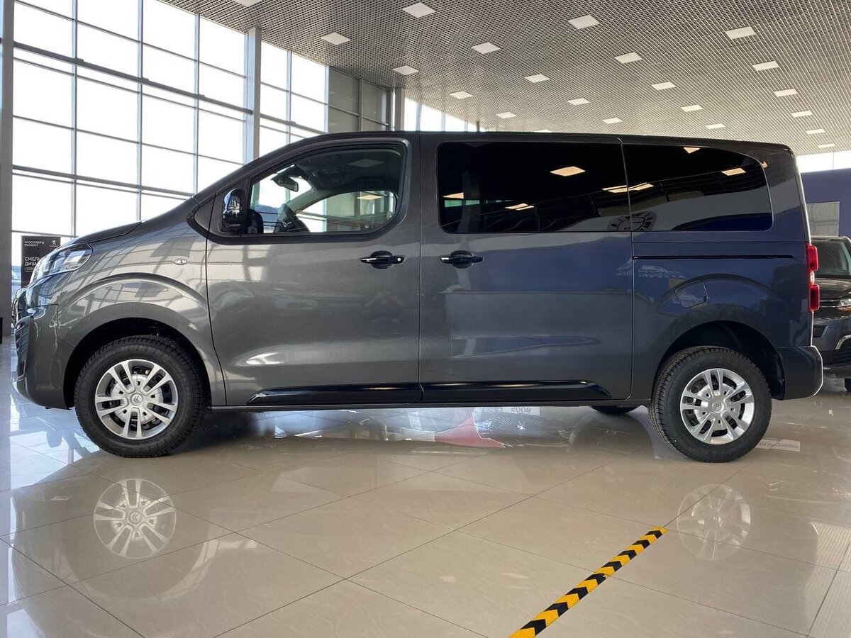 Citroen SpaceTourer. Источник иллюстрации - auto.ru