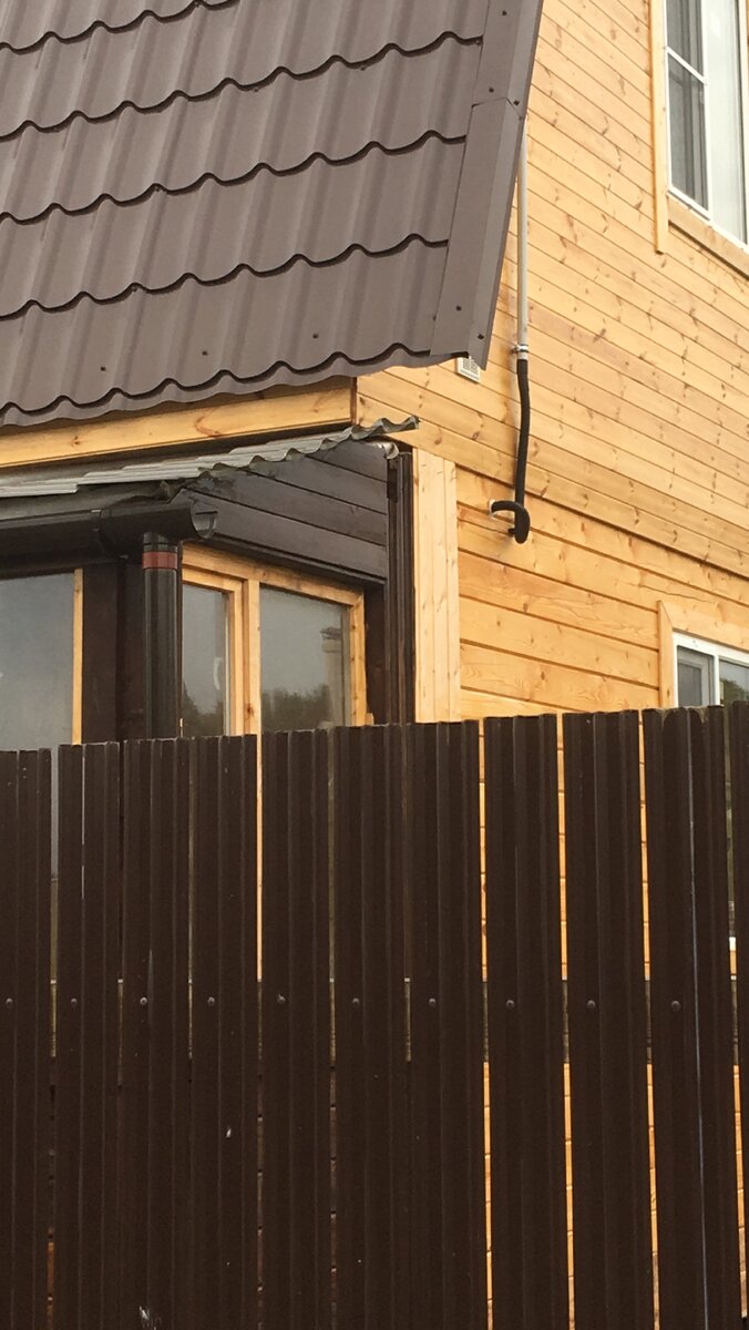 Вот они - и забор и веранда)