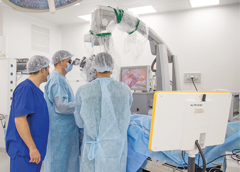 Симферополь. В новой больнице им. Семашко операционные оснащены самой современной аппаратурой. Фото: Наталья СОМОВА 