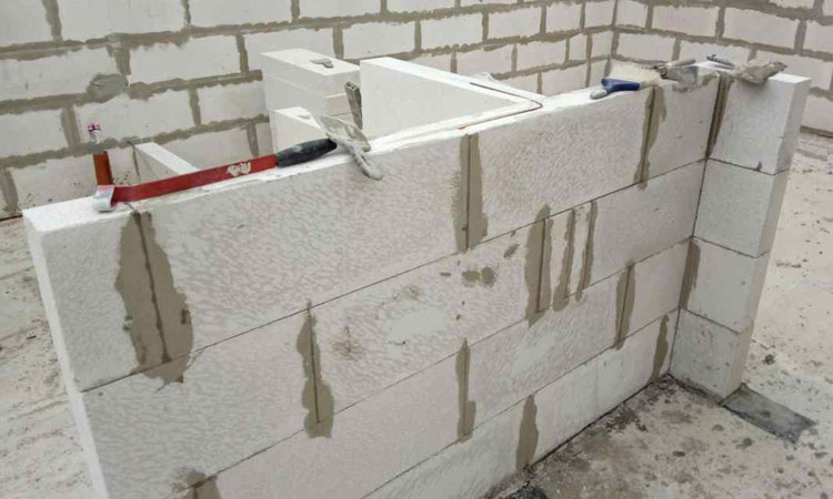 Внутриннее стены из газобетонна