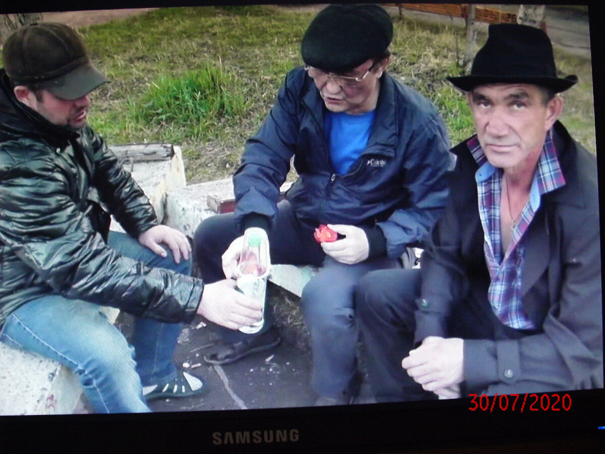 Я с экспертами обсудил проблемы пенсионеров,  демократии и государственного устройства.