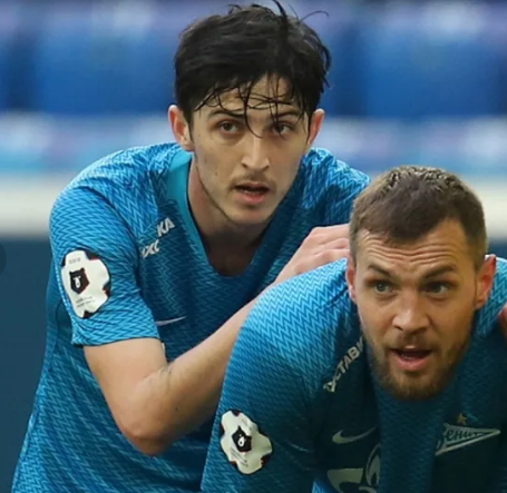 Ну что Артемка по ходу Бразильцев теперь  больше .... 