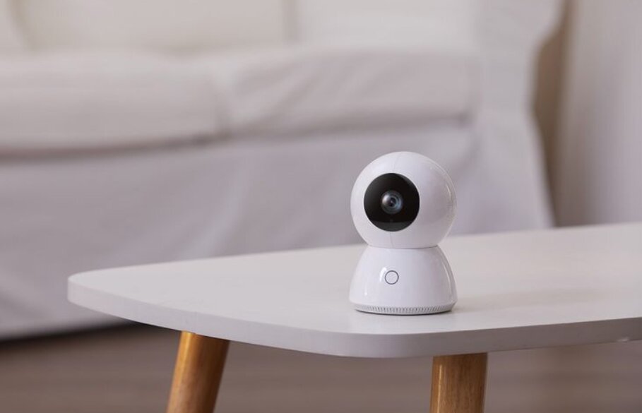 В ассортименте Xiaomi есть внутренние и наружные камеры видеонаблюдения. Источник: ixbt.com