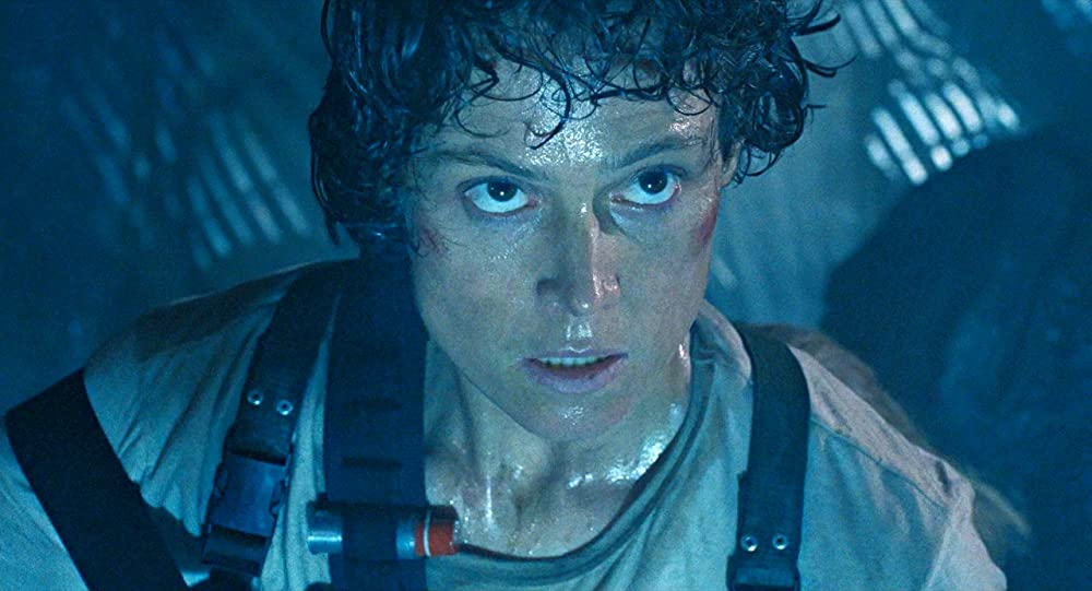 Кадр из фильма Alien. Режиссер: Ридли Скотт. Оператор: Дерек Ванлинт. Производство: Brandywine Productions Ltd., Twentieth Century-Fox Productions Ltd. Показ в России: Иноекино 