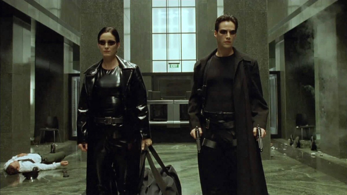 Кадр из первой Матрицы (1999год). Все фото материалы взяты из Кинопоиска.