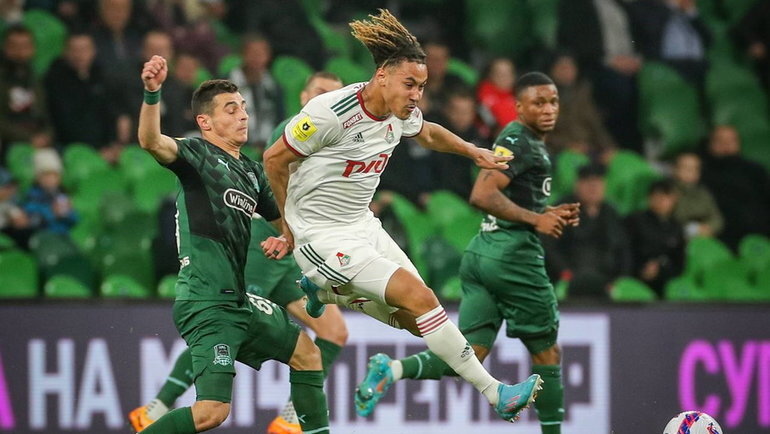 Ираклий Манелов против Алексиса Бека-Бека, Олакунле Олусегун вдали