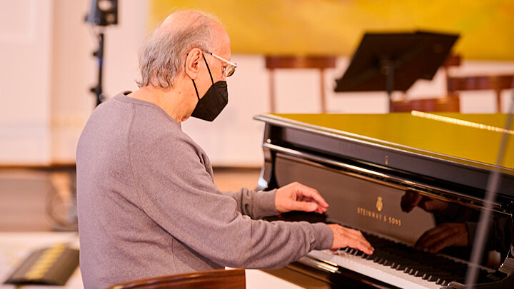 УКРАИНСКИЙ КОМПОЗИТОР ВАЛЕНТИН СИЛЬВЕСТРОВ. ФОТО: ANNETTE RIEDL / GLOBALLOOKPRESS. ФОТО: ANNETTE RIEDL / GLOBALLOOKPRESS 