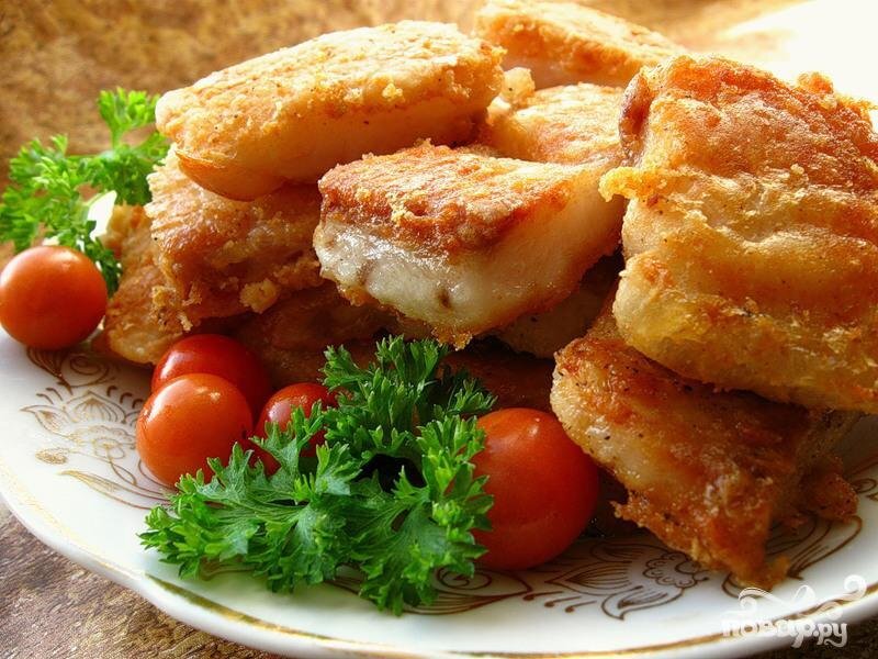 Смачно. Рыба в сырном кляре. Сом в кляре. Сом жареный на сковороде в кляре. Жареное филе сома