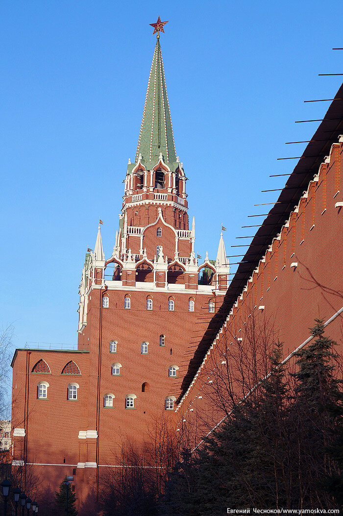 Троицкая башня кремля фото