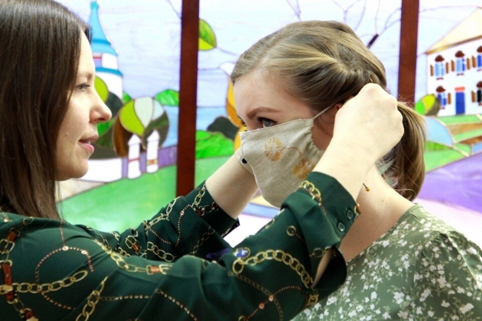     .  ПЫХАЛОВА Юлия (архив)