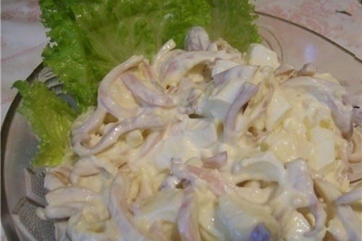 Жареные кальмары с чесноком: вкусный ужин за 5 минут