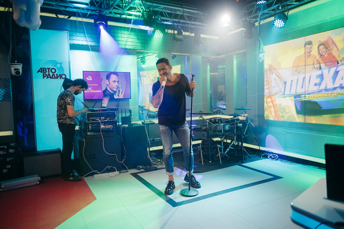 Стас Костюшкин на утреннем драйв-шоу «Поехали»