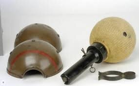 "Липкая бомба"
Источник:https://militaryarms.ru/wp-content/uploads/2019/09/granata-74-st.jpg
Google.com