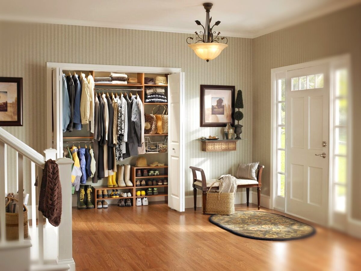 Гардеробная в квартире | Источник фото: oz90.ru