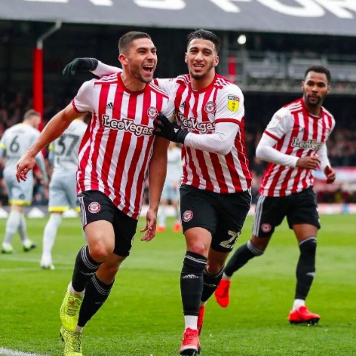 Датчане активно сыгрываются в "Брэдфорде". Фото из источника: Яндекс картинки.