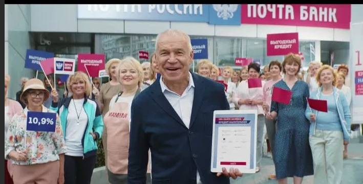 Как мило Гармаш говорит  о том, что не надо ждать пока скопишь деньги "на то что не нужно, но хочется"