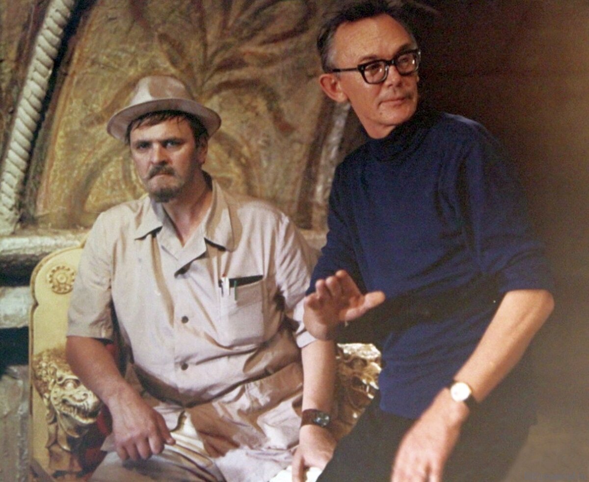 На съемках фильма "Иван Васильевич меняет профессию"